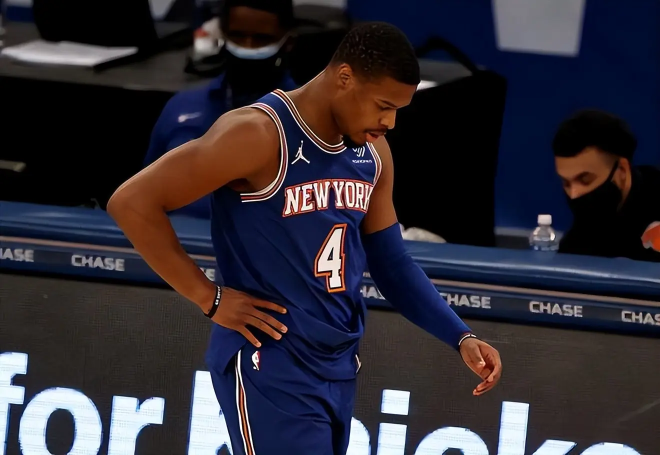 场比赛中 场比赛中