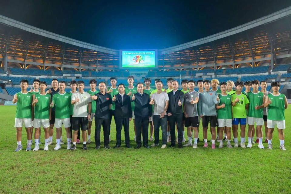 成五轮比赛 成五轮比赛