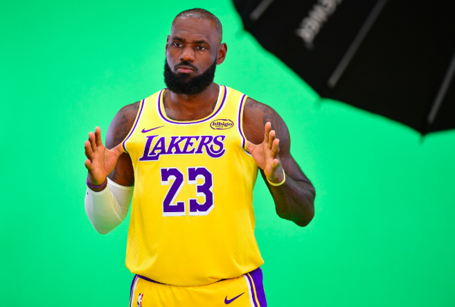 iSd, 科林斯首发, 王出战 iSd, 科林斯首发, 王出战